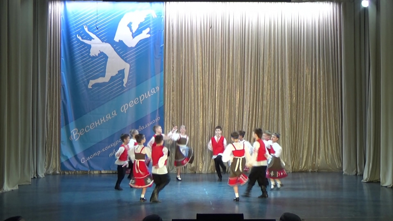 Ансамбль "хорошка" "карельская пляска"