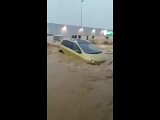 Brutal flash floods in tafalla, spain yesterday, july 8th! reports indicate 150 mm of rainfall in on mp4