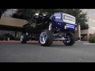 How a sema diesel is built 20 inch lift on 26x16 afw