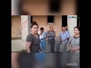 Әпкеміз беріліп кетіпті 😬😁😂