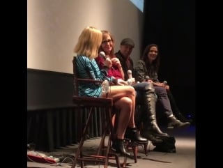 ↳ elenco de i, tonya no q&a do the landmark (o7 12 2o17) ― jgbr