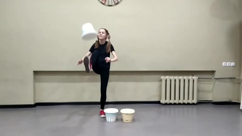 Кашпо ксюша