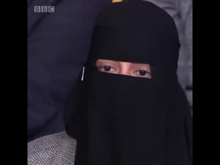 Muslim teacher slams boris johnson for his comments on niqab