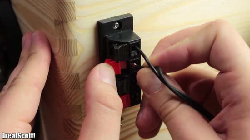 Бумбокс своими руками (greatscott! [rus])