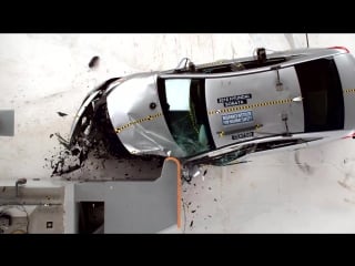 2016 hyundai sonata small overlap iihs crash test