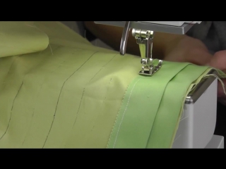 Faux pleated pillow tutorial by v and co with jenny doan