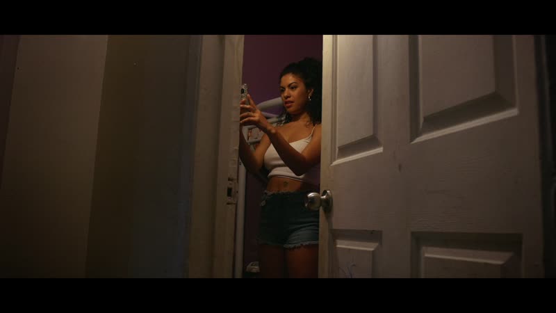 Girl lost a hollywood story 2020