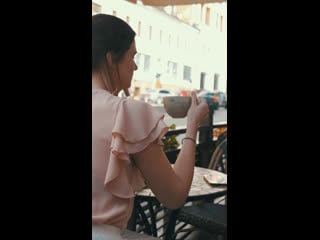 Banger cherry macaroon