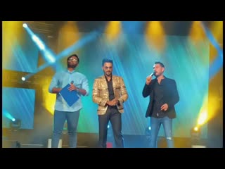 Chris and indian actor mrunal jain😍