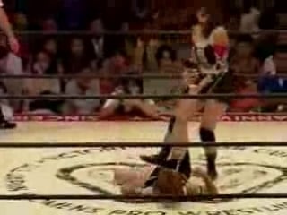 2 las cachorras orientales (saya endo and etsuko mita) vs yoshiko tamura and yumiko hotta