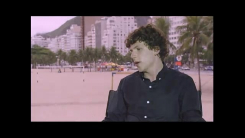 Anne hathaway and jesse eisenberg interviews, proposal and hang gliding for rio