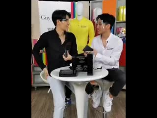 Йин мой кошелек тонкий, потому что там нет денег 555