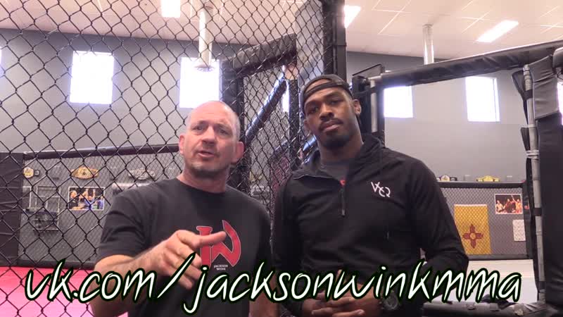 Джон джонс и майк уинклджон о молодые среди секс