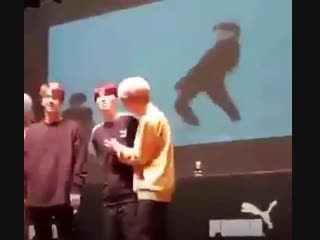 Heres our breadcrumb from todays fansigning