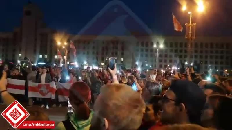 Тры чарапахі на плошчы незалежнасці