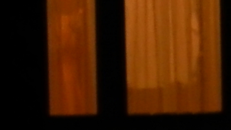 Голая в окне напротив