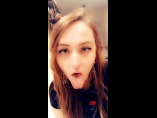 Here’s is the gif i promised 😂 i tried my best (oc)
