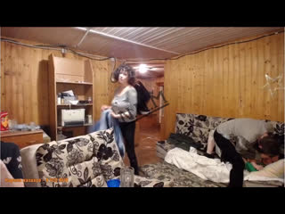 Вичя разносит бертовича и марусю