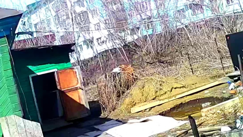 Это не серёгатв, это олег оттаивает/ремонтирует колонку