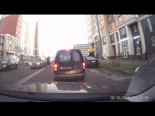 Водитель bentley атаковал водителя «жигулей» (vhs video)