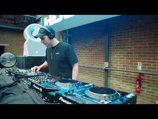 Grafix @ hospitality park warm up (mix sessions 002)