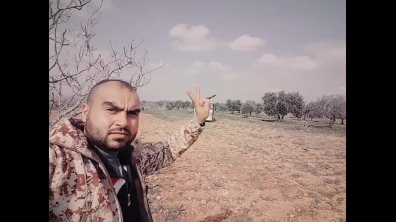 Видео из местных источников сирийские оппозиционеры обстреляли ракетами типа "град" позиции сирийской правительственной армии