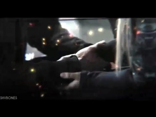 Bellarke | six fucking years and she still worries about him more