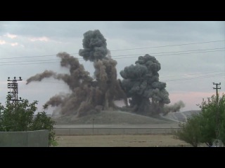 Сирия бомбардироа горы тель шаир удерживаемой иг близ города айн эль араб(кобани)