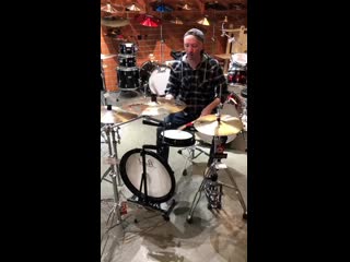 Игра на супер компактной ударной устаное pearl pctk 1810