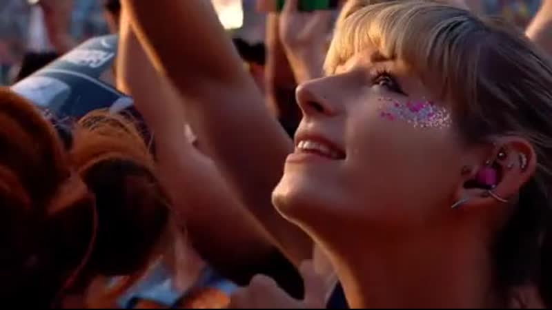 Timmy trumpet and vitas heating up the tomorrowland mainstage!