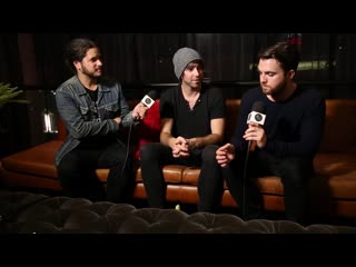 All time low's rian & alex on fueled by ramen & attracting new fans with "last young renegade"