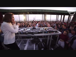 Nina kraviz live @ tour eiffel, france