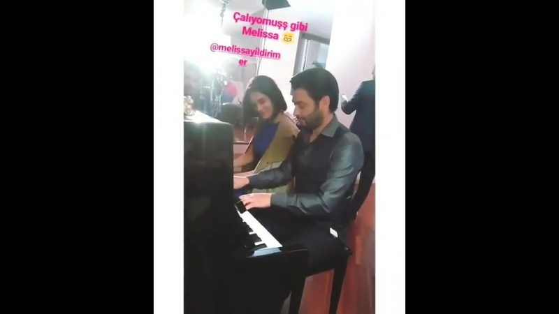 Озан и мелисса за кадром