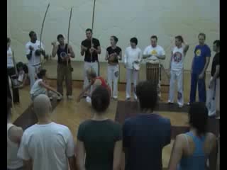 Roda acmb capoeira em moscovo 31 10 2009