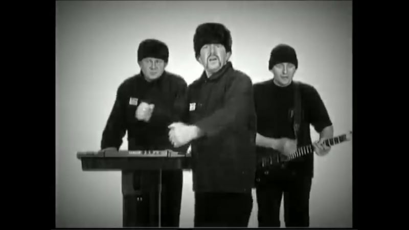 Группа бутырка запахло весной (клип)