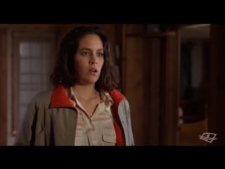 Kats romance with her employer from mystic pizza (1988)