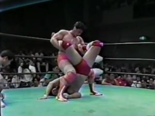 Kenta kobashi/toshiaki kawada vs akira taue/masanobu fuchi