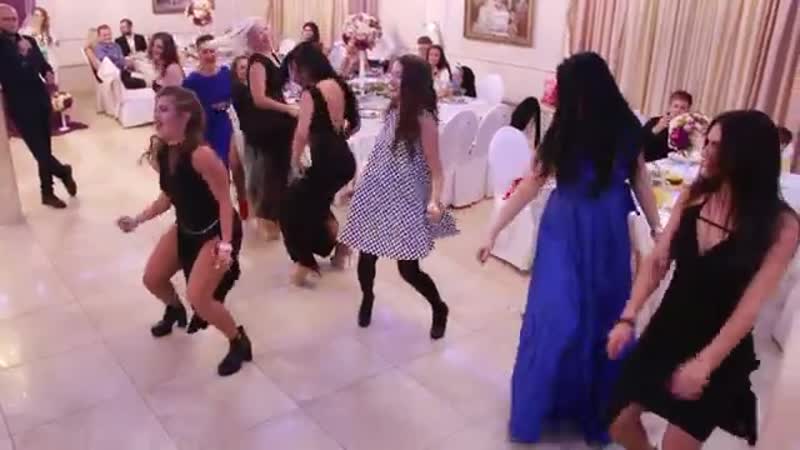 Cool porn video – Прикольный танцевальный батл cool dance battle