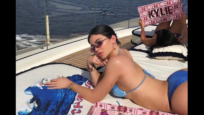 Водная вечеринка кайли дженнер