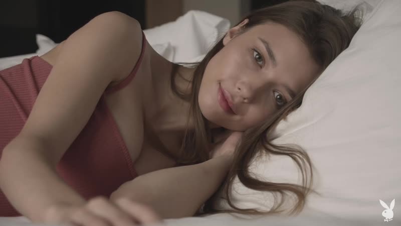 Mila azul in uncovered