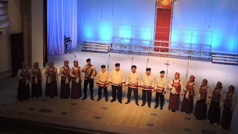 Плачет белая береза