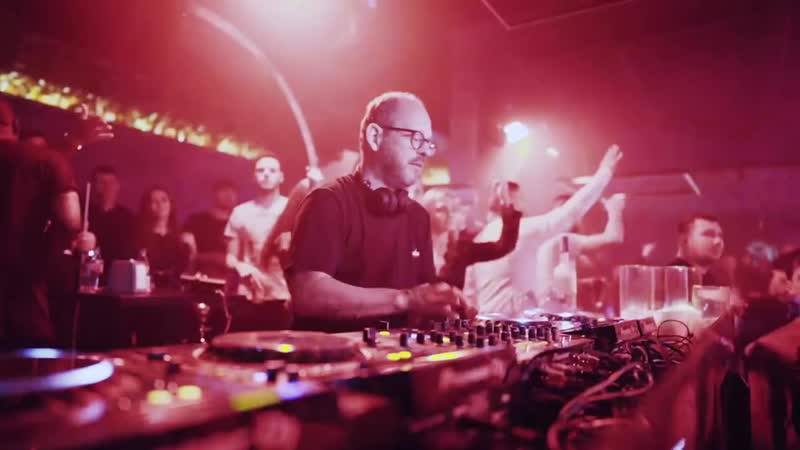 Jerome isma ae &amp; alastor opium [oliver huntemann played @ hamburg, germany]