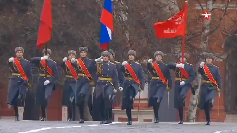 На главной площади москвы проходит историческая реконструкция легендарного военного парада 1941 года