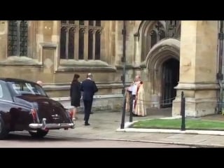 William and kate arriving at st george’s chapel, windsor for easter service after the queen