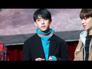 [fancam] [30 12 17] hands up фансайн в сувоне