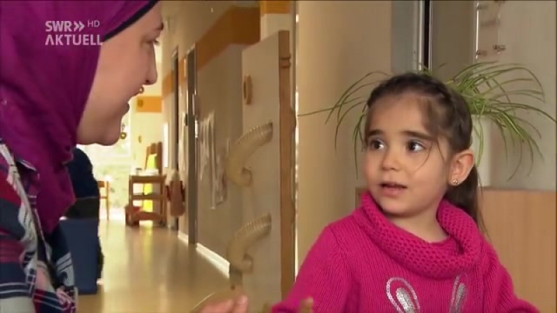 Multikulti wahnsinn in speyer islamische erzieherin mit kopftuch in katholischer kita