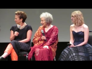 Margaret atwood, sarah gadon, sarah polley alias grace premiere tiff 9 14 17 video 4