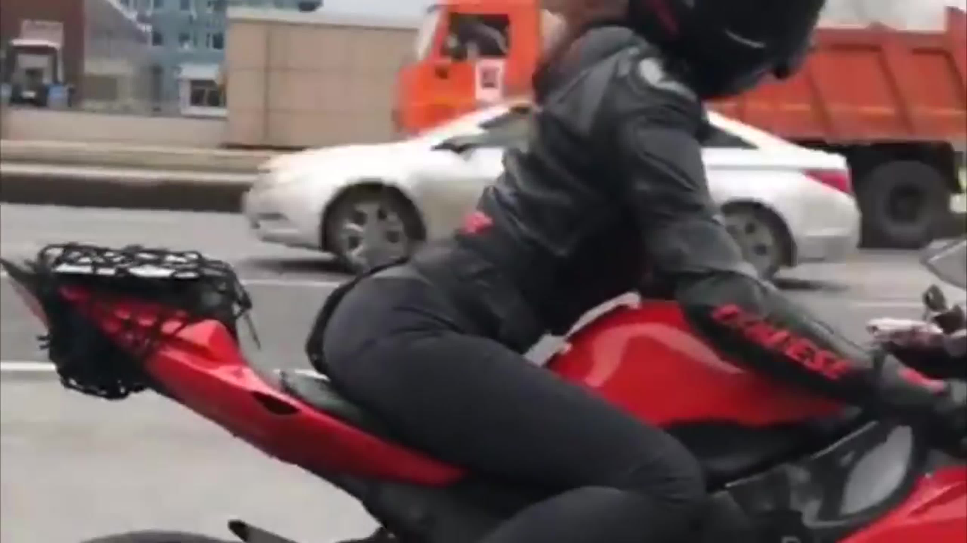 Biker babe tanechka ozolina + kawasaki ninja zx 6r watch online
