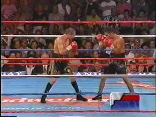 Johnny tapia vs paulie ayala i