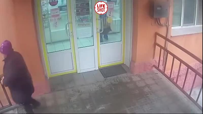 Одна из подруг оушена совершила дерзкое ограбление в красноперекопске